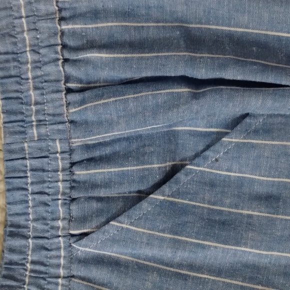 Capri pants - Picture 3 of 4